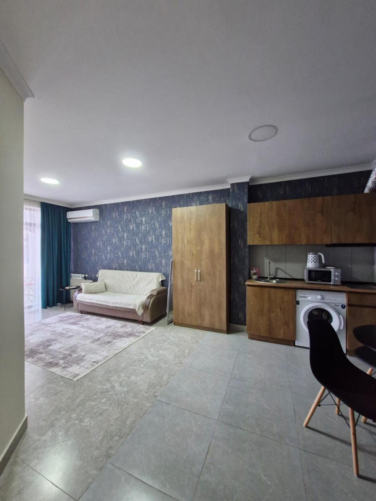 Liana Sea & Sky Suites Батуми Экстерьер фото
