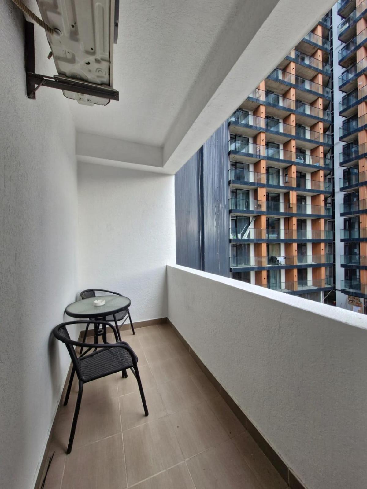 Liana Sea & Sky Suites Батуми Экстерьер фото