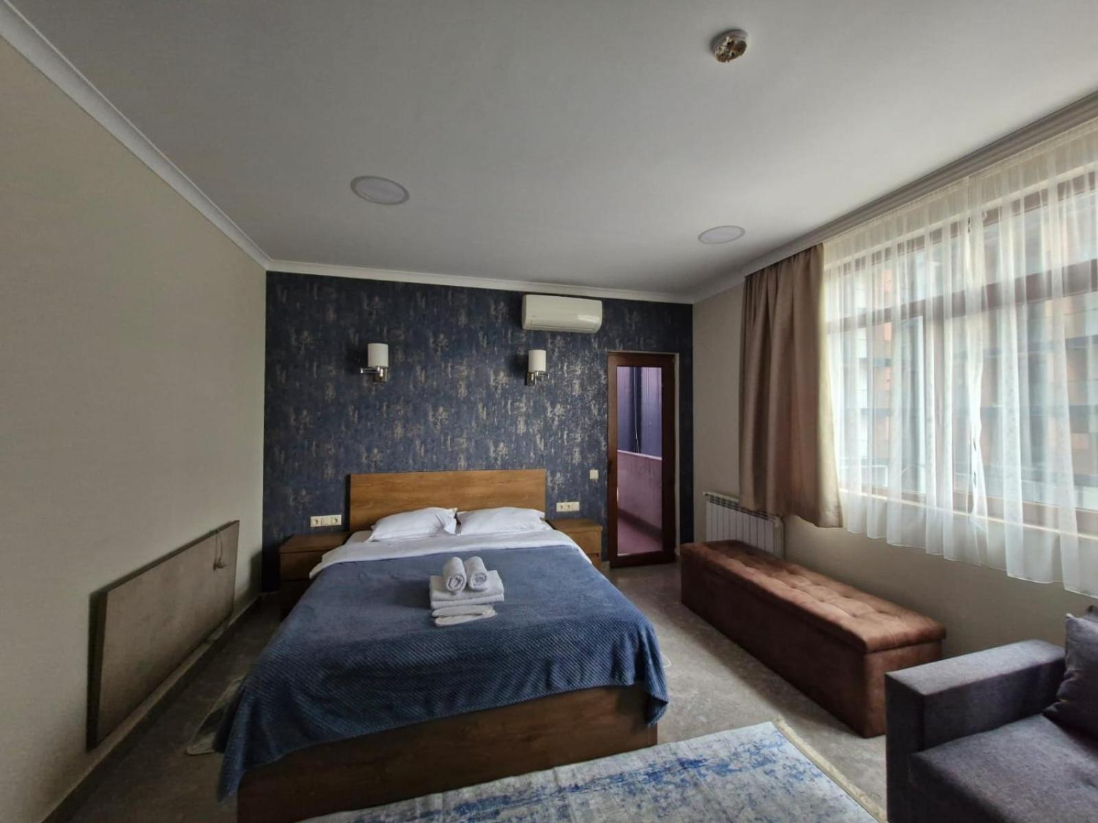 Liana Sea & Sky Suites Батуми Экстерьер фото